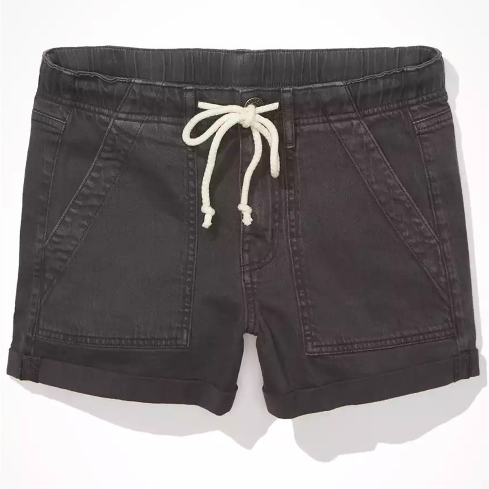 American Eagle Tomgirl short low rise size 8